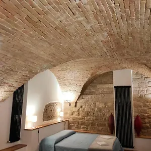 http://casa-cavaliere.hotels-perugia.com